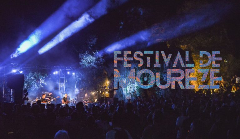 Concert en plein air au Festival de Mourèze